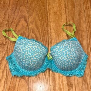 Victoria's Secret | Gently Worn Bra | Blue & White Leopard w/ Green Straps | 32C